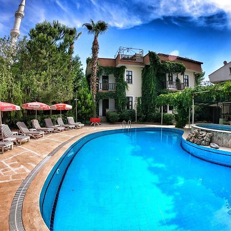Erciyes Apart Hotel Fethiye Buitenkant foto