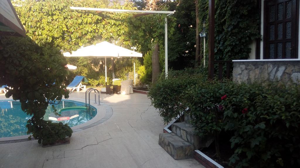 Erciyes Apart Hotel Fethiye Buitenkant foto