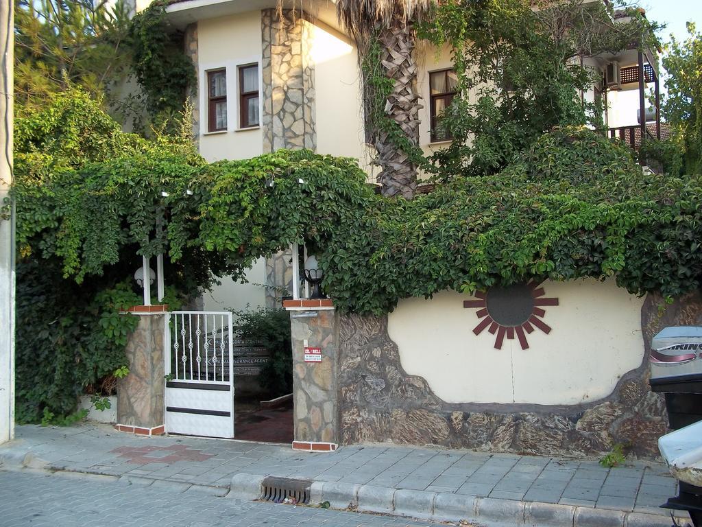 Erciyes Apart Hotel Fethiye Buitenkant foto