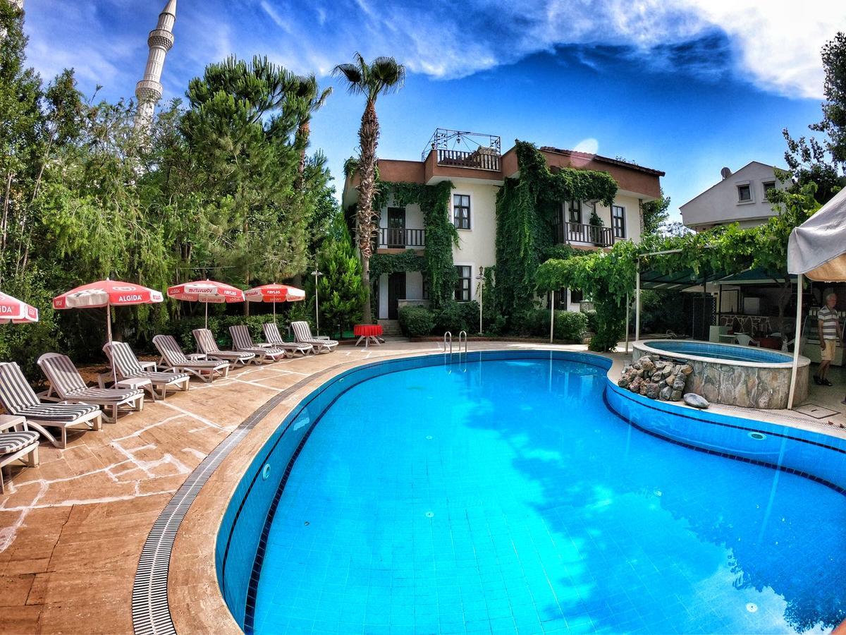 Erciyes Apart Hotel Fethiye Buitenkant foto